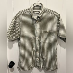 Orvis Size Medium Short Sleeve